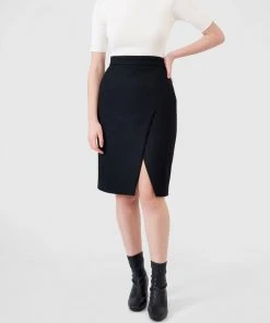 ARIS Wool Crossover Skirt Black