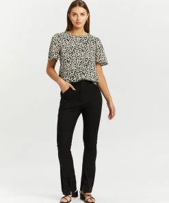 Atmos&Here Alisa Flutter Sleeve Blouse Black Floral -Deals The Style Setters Store http3A2F2Fstatic.theiconic.com .au2Fp2Fatmos here 3328 2519531 5
