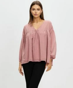 Atmos&Here Cynthia Dobby Textured Top Dusty Rose