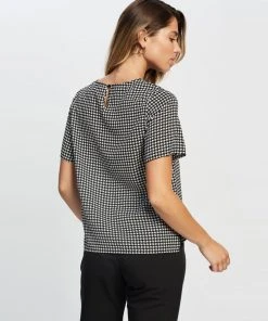 Atmos&Here Quinn Blouse Houndstooth -Deals The Style Setters Store http3A2F2Fstatic.theiconic.com .au2Fp2Fatmos here 6690 9207811 3