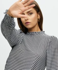 Atmos&Here Georgie Top Houndstooth -Deals The Style Setters Store http3A2F2Fstatic.theiconic.com .au2Fp2Fatmos here 8410 2336721 4