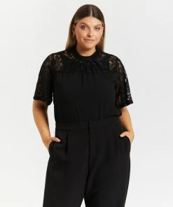 Atmos&Here Curvy Amelia Lace Contrast Blouse Black