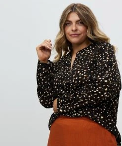 Atmos&Here Curvy Lainey Blouse Black Leopard -Deals The Style Setters Store http3A2F2Fstatic.theiconic.com .au2Fp2Fatmos here curvy 4057 0746821 4