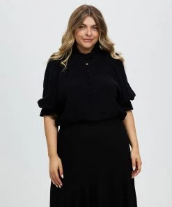 Atmos&Here Curvy Brae Puff Sleeve Blouse Black