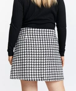 Atmos&Here Curvy Gigi Skirt Black Boucle -Deals The Style Setters Store http3A2F2Fstatic.theiconic.com .au2Fp2Fatmos here curvy 4943 8360031 3