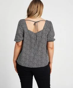 Atmos&Here Curvy Hazel Square Neck Top Black Leopard -Deals The Style Setters Store http3A2F2Fstatic.theiconic.com .au2Fp2Fatmos here curvy 8381 2796331 3