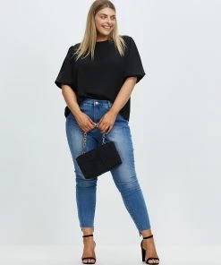 Atmos&Here Curvy Elora Blouse Black -Deals The Style Setters Store http3A2F2Fstatic.theiconic.com .au2Fp2Fatmos here curvy 9669 0108141 5