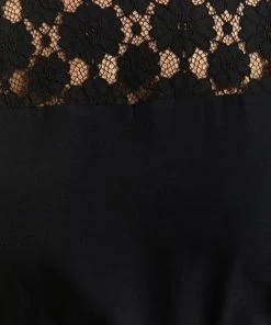 Atmos&Here Curvy Rosie Lace Contrast Top Black -Deals The Style Setters Store http3A2F2Fstatic.theiconic.com .au2Fp2Fatmos here curvy 9763 8696331 6