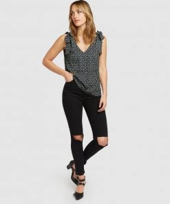 Belle & Bloom Feel For You V-Neck Top Black Print