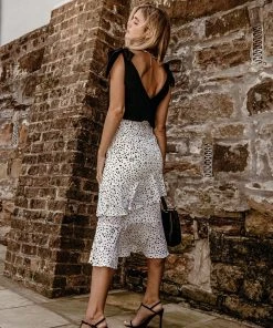 Belle & Bloom Feel For You V-Neck Top Black -Deals The Style Setters Store http3A2F2Fstatic.theiconic.com .au2Fp2Fbelle bloom 8493 4302411 7