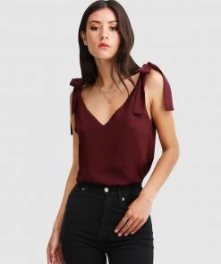 Belle & Bloom Feel For You V-Neck Top Burgundy