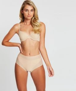 Calvin Klein Perfectly Fit T-Shirt Bra Bare -Deals The Style Setters Store http3A2F2Fstatic.theiconic.com .au2Fp2Fcalvin klein 0033 213477 4