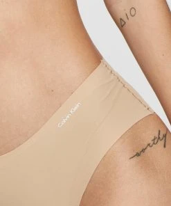 Calvin Klein Invisibles Hipster Briefs Light Caramel -Deals The Style Setters Store http3A2F2Fstatic.theiconic.com .au2Fp2Fcalvin klein 1417 823477 3