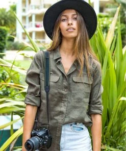 CAMIXA Lete Linen Shirt Green -Deals The Style Setters Store http3A2F2Fstatic.theiconic.com .au2Fp2Fcamixa 1498 4337121 5