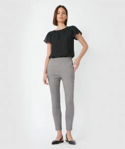 Forcast Karen Key Hole Blouse Black -Deals The Style Setters Store http3A2F2Fstatic.theiconic.com .au2Fp2Fforcast 0276 4229251 5