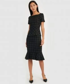Forcast Mya Grid Fluted Hem Skirt Black -Deals The Style Setters Store http3A2F2Fstatic.theiconic.com .au2Fp2Fforcast 0686 8868821 5
