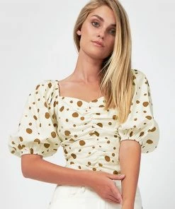 Forcast Misha Sweetheart Top Cream -Deals The Style Setters Store http3A2F2Fstatic.theiconic.com .au2Fp2Fforcast 0962 2401051 3