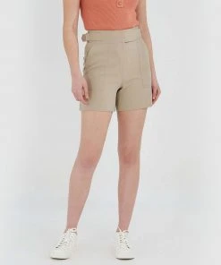 Forcast Lidia Stretchy Pocketed Shorts Beige