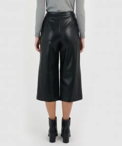 Forcast Sana Faux Leather Culottes Black -Deals The Style Setters Store http3A2F2Fstatic.theiconic.com .au2Fp2Fforcast 1329 2454031 3