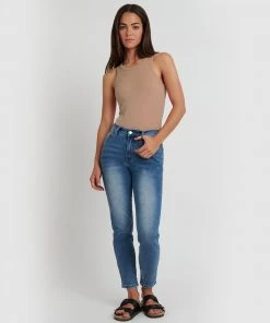 Forcast Tamara Tank Sand Beige -Deals The Style Setters Store http3A2F2Fstatic.theiconic.com .au2Fp2Fforcast 1397 0115341 4