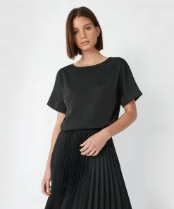Forcast Lexi Short Sleeve Blouse Black -Deals The Style Setters Store http3A2F2Fstatic.theiconic.com .au2Fp2Fforcast 1667 8540251 3