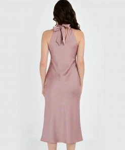 Forcast Martha Dress Misty Rose -Deals The Style Setters Store http3A2F2Fstatic.theiconic.com .au2Fp2Fforcast 2825 8671041 3