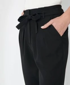 Forcast Jade High- Waisted Cropped Pants Black -Deals The Style Setters Store http3A2F2Fstatic.theiconic.com .au2Fp2Fforcast 3877 6867041 5
