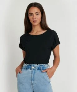 Forcast Tyler Round Neck Blouse Black -Deals The Style Setters Store http3A2F2Fstatic.theiconic.com .au2Fp2Fforcast 4492 5668241 3