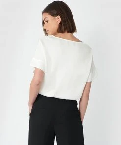 Forcast Lexi Short Sleeve Blouse White -Deals The Style Setters Store http3A2F2Fstatic.theiconic.com .au2Fp2Fforcast 4584 5540251 3