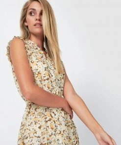 Forcast Sabine Tie Waist Dress Multi -Deals The Style Setters Store http3A2F2Fstatic.theiconic.com .au2Fp2Fforcast 4963 1485151 5