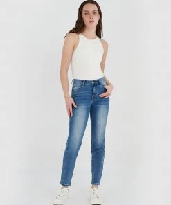 Forcast Amira Knit Top White -Deals The Style Setters Store http3A2F2Fstatic.theiconic.com .au2Fp2Fforcast 5248 6942241 4