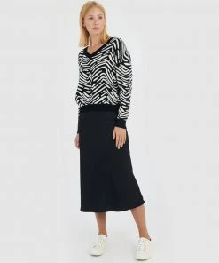 Forcast Blair Zebra Knit Sweater Black -Deals The Style Setters Store http3A2F2Fstatic.theiconic.com .au2Fp2Fforcast 5636 7487031 5