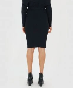 Forcast Milla Skirt Black -Deals The Style Setters Store http3A2F2Fstatic.theiconic.com .au2Fp2Fforcast 5840 9257531 3
