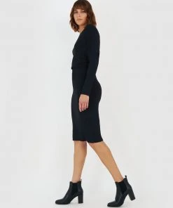 Forcast Milla Skirt Black -Deals The Style Setters Store http3A2F2Fstatic.theiconic.com .au2Fp2Fforcast 5847 9257531 6