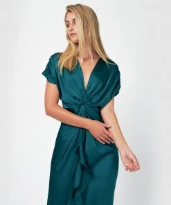 Forcast Farah Twist Front Dress Emerald -Deals The Style Setters Store http3A2F2Fstatic.theiconic.com .au2Fp2Fforcast 6574 4787741 5