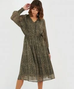 Forcast Athena Snake Print Dress Multi -Deals The Style Setters Store http3A2F2Fstatic.theiconic.com .au2Fp2Fforcast 6590 8340431 5