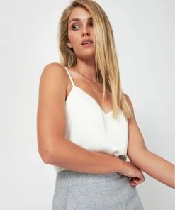 Forcast Aurora Silky Cami Ivory