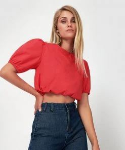 Forcast London Puff Sleeve Crop Top Red -Deals The Style Setters Store http3A2F2Fstatic.theiconic.com .au2Fp2Fforcast 6946 5301051 3