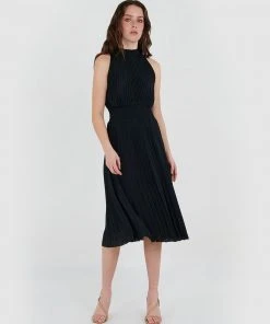 Forcast Ilana Pleated Dress Black -Deals The Style Setters Store http3A2F2Fstatic.theiconic.com .au2Fp2Fforcast 8960 4768241 4