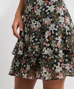 Forcast Carly Mini Skirt Black -Deals The Style Setters Store http3A2F2Fstatic.theiconic.com .au2Fp2Fforcast 9816 2365441 6