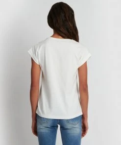 Forcast Baylee Basic Tee Ivory -Deals The Style Setters Store http3A2F2Fstatic.theiconic.com .au2Fp2Fforcast 9890 5031741 3