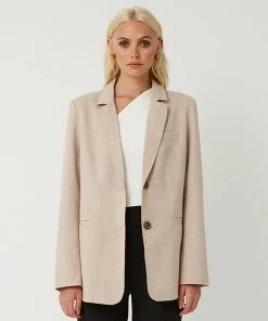 FRIEND of AUDREY Quillan Blazer Blush