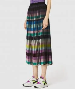 Gorman Kinetic Check Pleat Skirt -Deals The Style Setters Store http3A2F2Fstatic.theiconic.com .au2Fp2Fgorman 5106 7630341 2