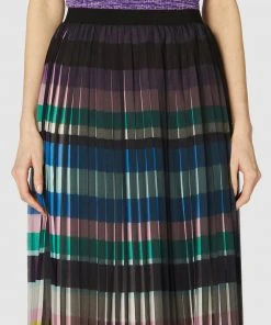 Gorman Kinetic Check Pleat Skirt -Deals The Style Setters Store http3A2F2Fstatic.theiconic.com .au2Fp2Fgorman 5118 7630341 4