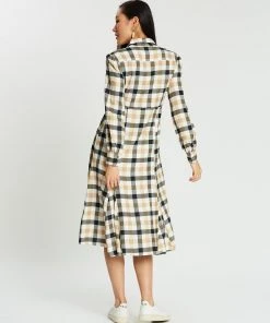 Isabella Oliver Maddison Maternity Dress Caramel Gingham -Deals The Style Setters Store http3A2F2Fstatic.theiconic.com .au2Fp2Fisabella oliver 3070 5838701 3
