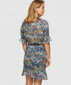 Oxford Parker Floral Blouse Navy -Deals The Style Setters Store http3A2F2Fstatic.theiconic.com .au2Fp2Foxford 0558 0831201 3