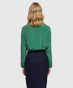 Oxford Poppy Geo Spot Printed Blouse Green -Deals The Style Setters Store http3A2F2Fstatic.theiconic.com .au2Fp2Foxford 1219 7618111 3
