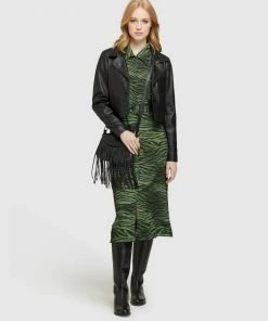 Oxford Kira Animal Print Dress Green -Deals The Style Setters Store http3A2F2Fstatic.theiconic.com .au2Fp2Foxford 1701 5062521 7