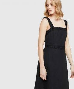 Oxford Tali Lace Trim Dress Black -Deals The Style Setters Store http3A2F2Fstatic.theiconic.com .au2Fp2Foxford 2218 6495811 4