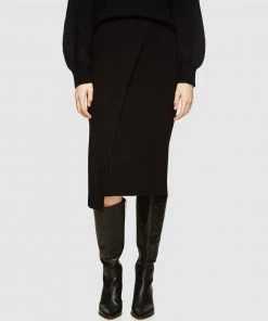 Oxford Leeza Wrap Knitted Skirt Black